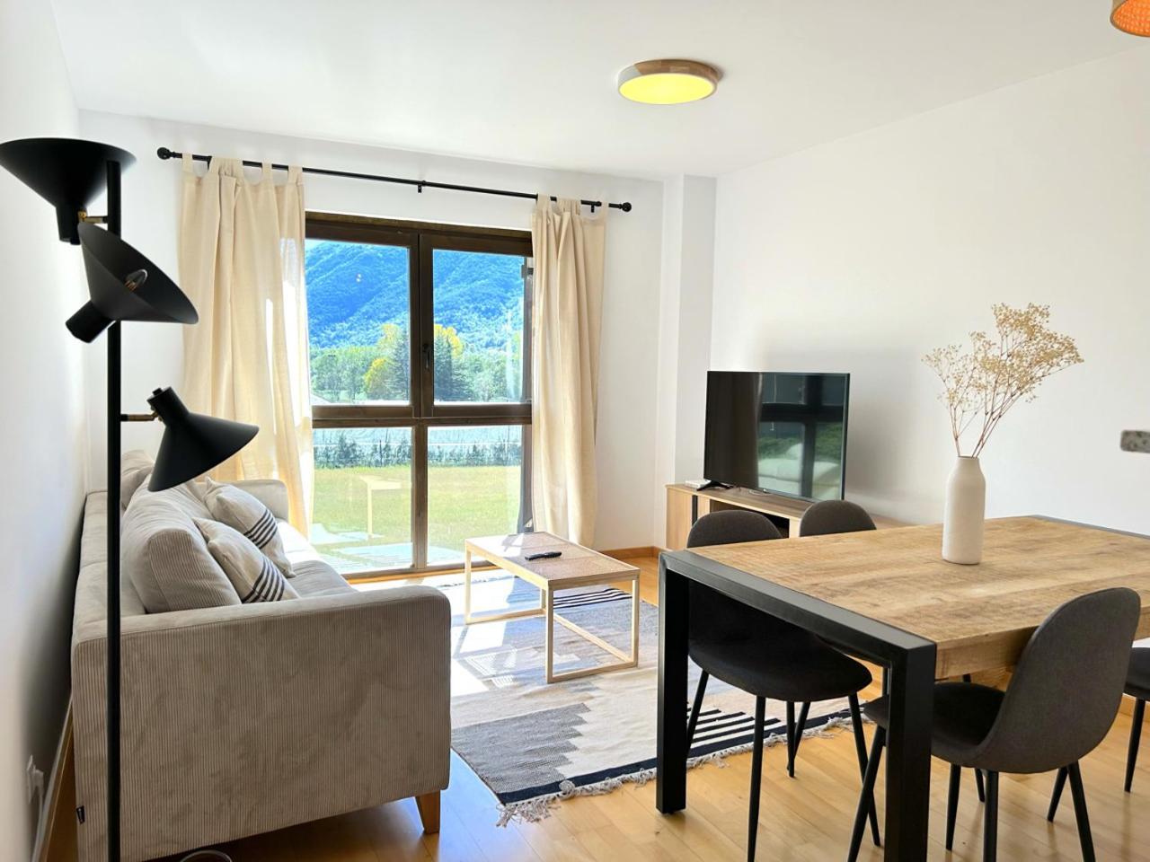 Modern I Familiar Apartament A Esterri D'Aneu By Rural D'Aneu Екстериор снимка